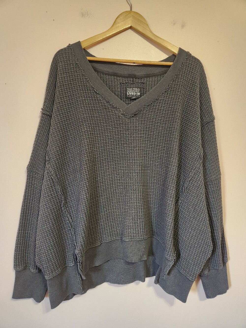 American Eagle Seriously Lived-In Oversized Waffle Knit V-Neck Top Charcoal XL